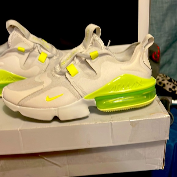 Air max - Picture 3 of 3